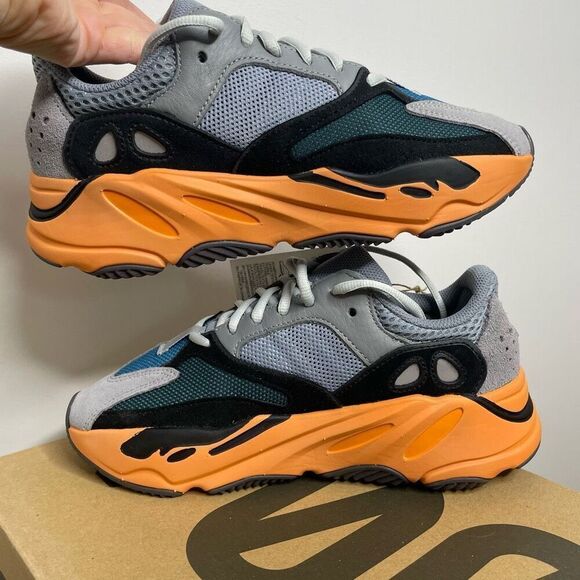 NEW Adidas YEEZY BOOST 700 Size 5.5 M 7 W Washed Orange GW0296 Box NWT - Picture 8 of 10